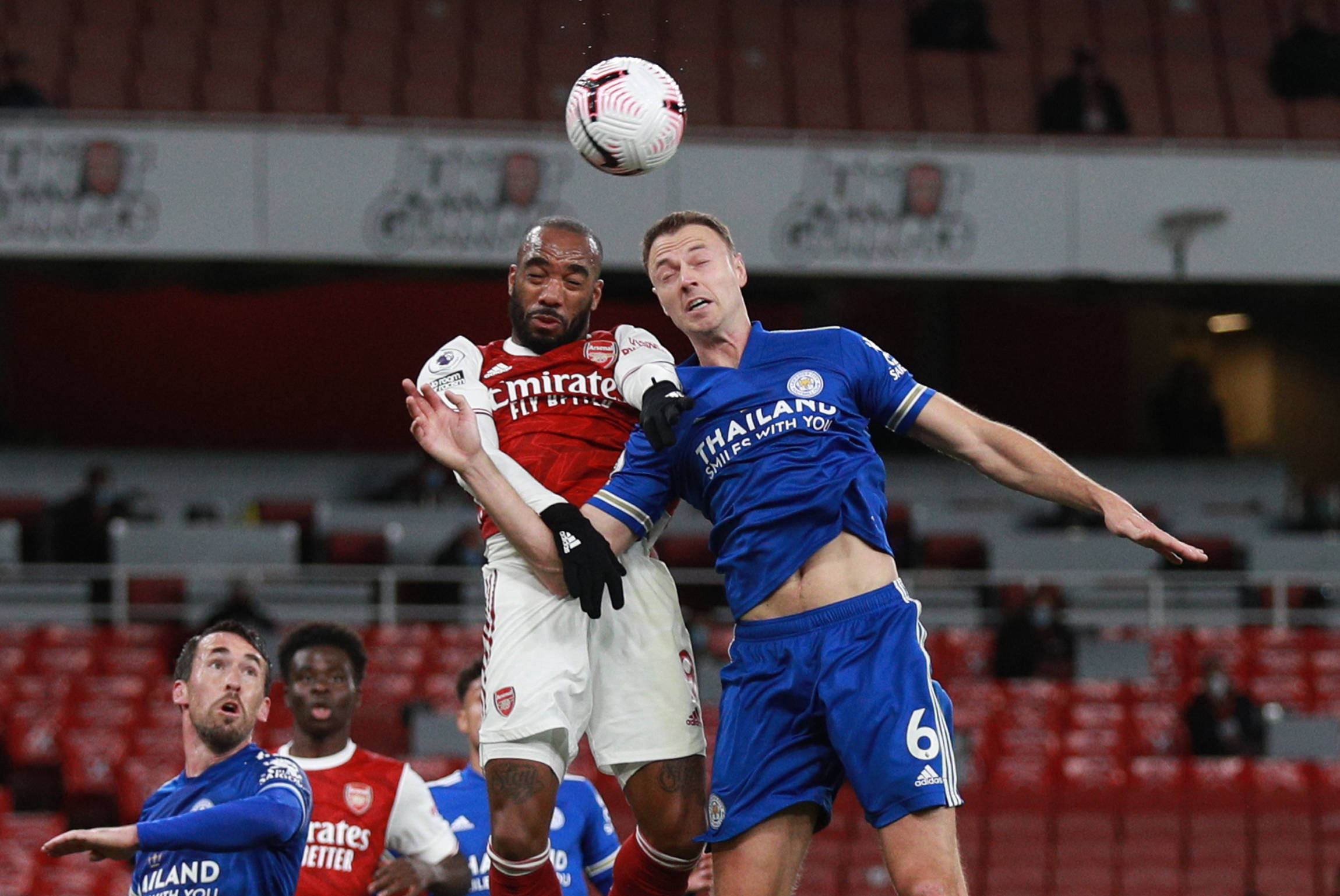 也反映了球 也反映了球